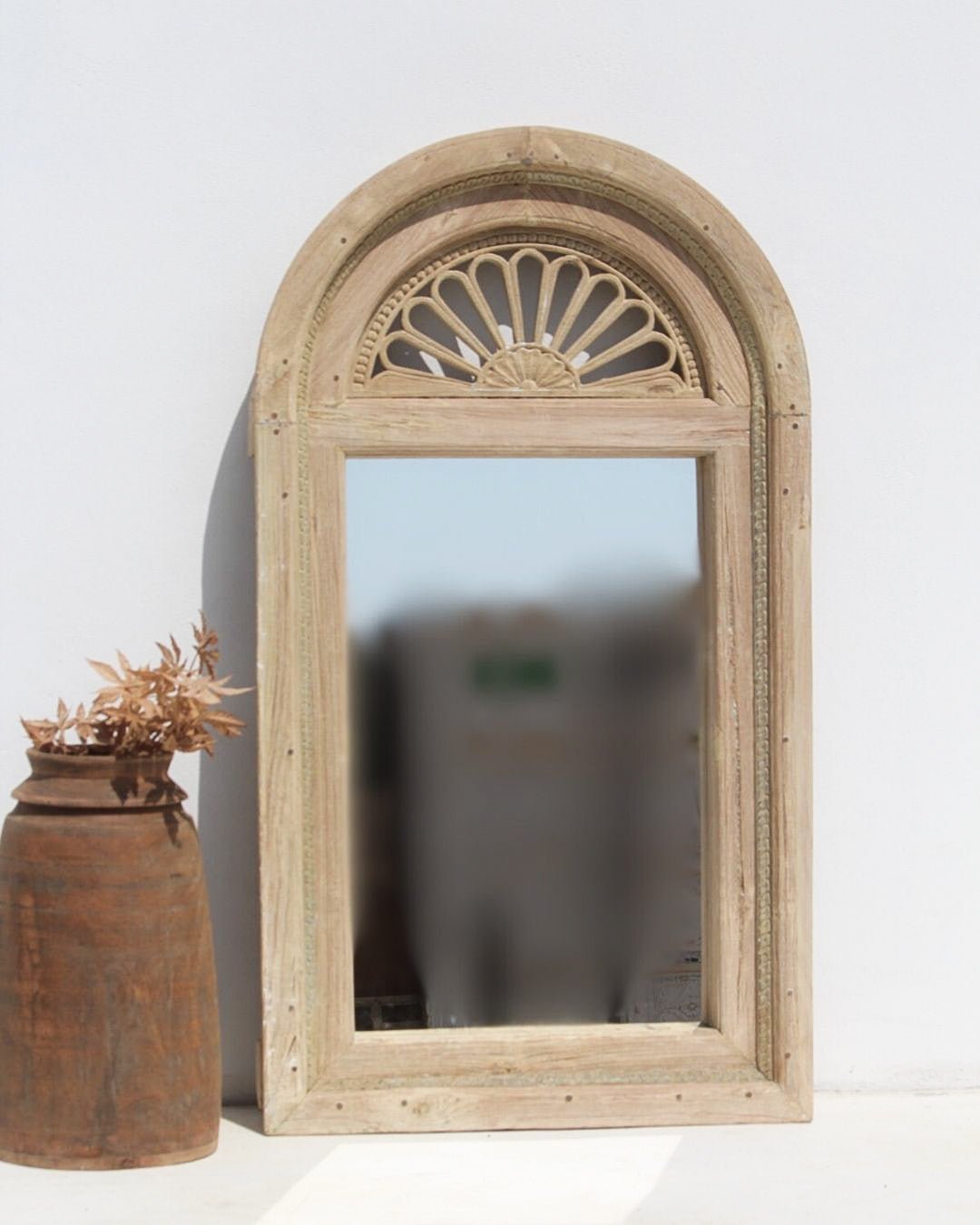 Arched Carved Mirror - BHM Home