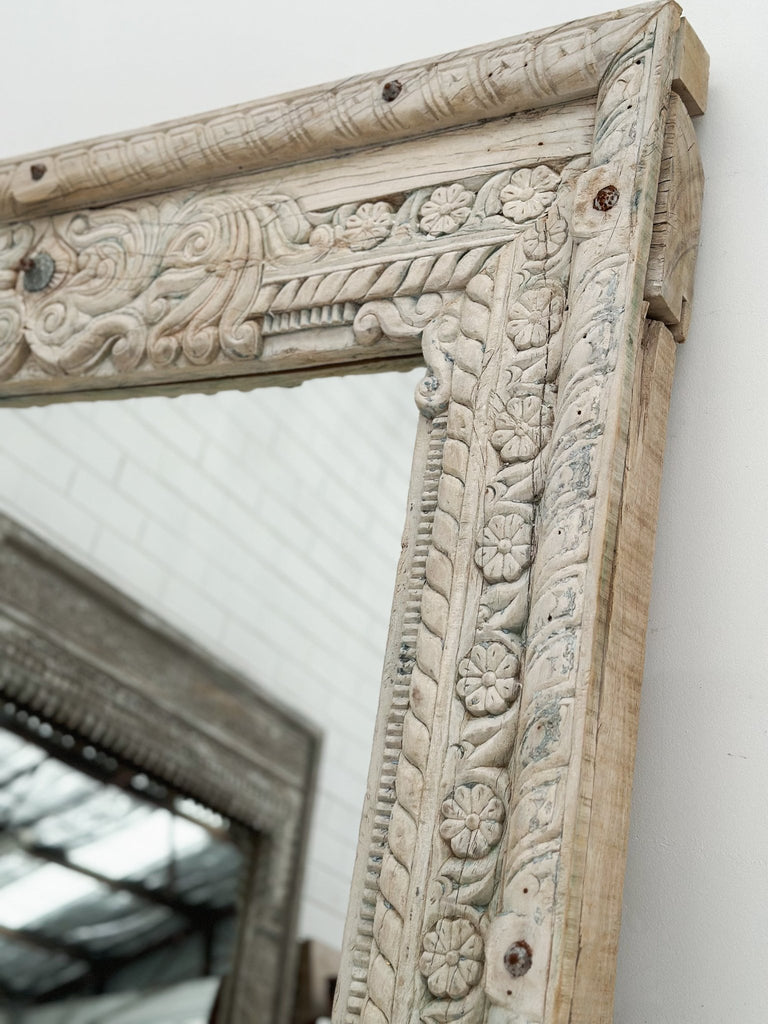 Chalky Bleach Detailed Mirror - BHM Home