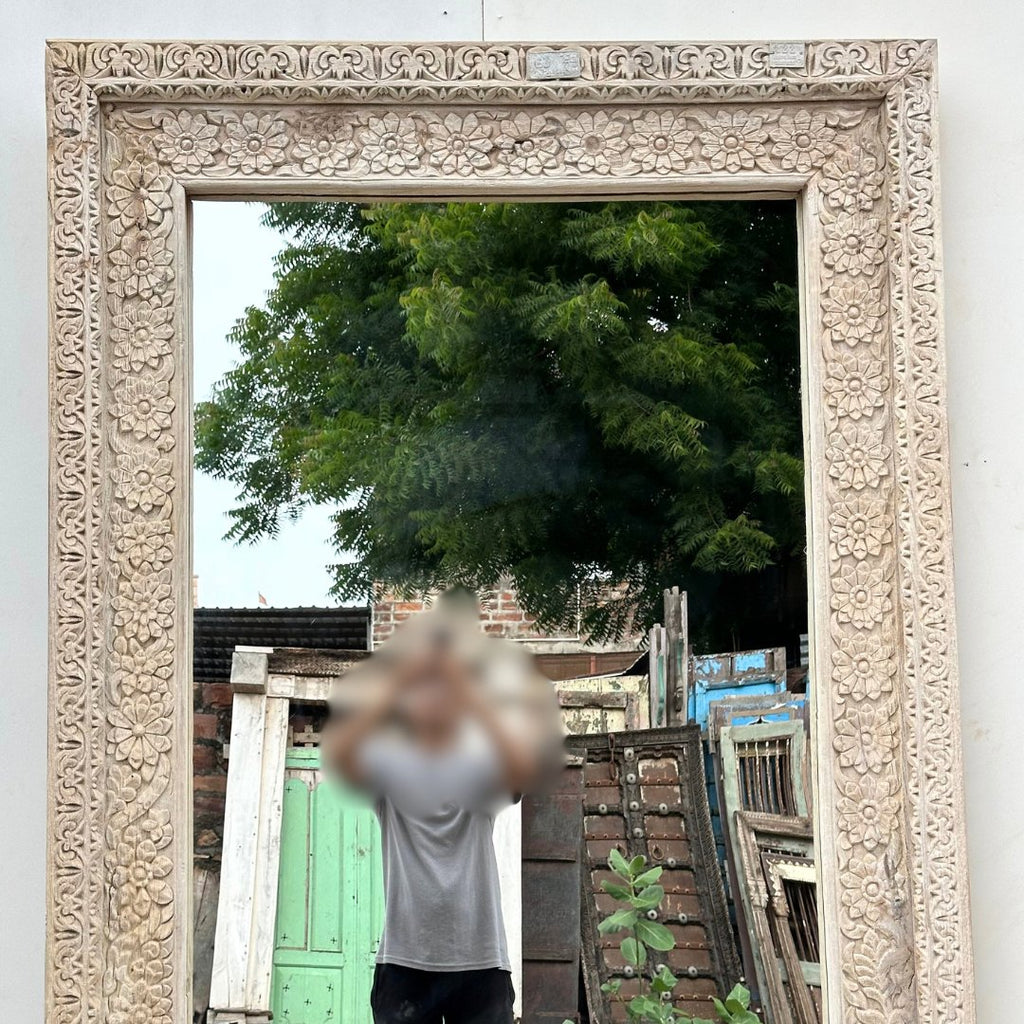 Detailed Bleach MIrror - BHM Home