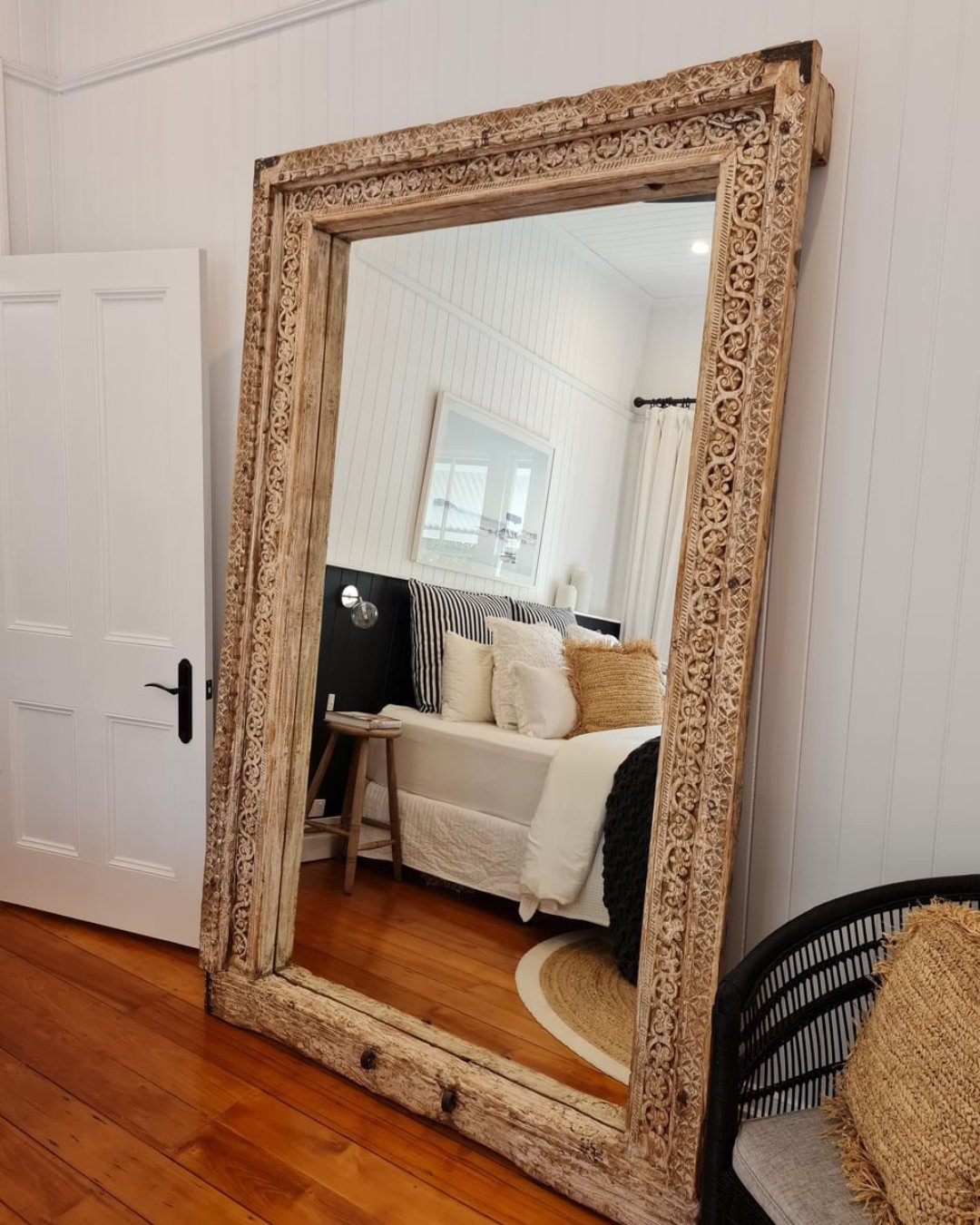 Hand carved Mirror Natural - BHM Home